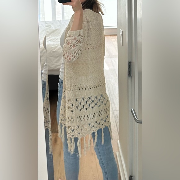 Bohemian Hollister cardigan - Picture 3 of 5